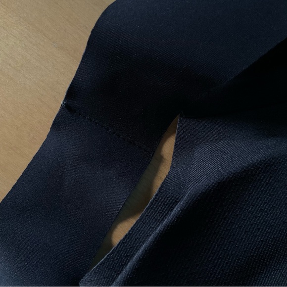 BNWT KNIX EVOLUTION TANK, M - Picture 8 of 8